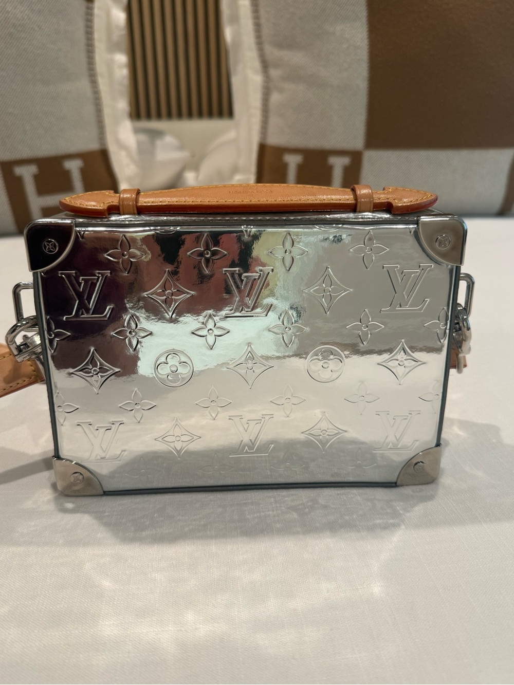 Louis Vuitton Shoulder Bag Monogram Mirror Handle Soft Trunk M45885 Silver - Picture 7 of 17